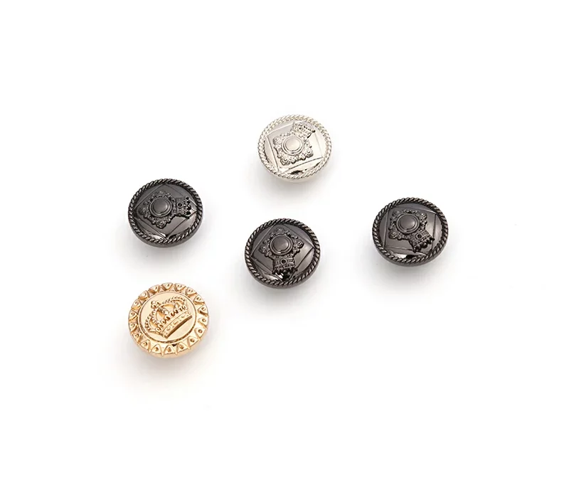 The Art of Metal Buttons: Elevating Your Jeans with HOWFANG’s Custom Creations